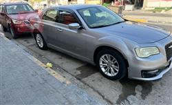 کرایسلەر 300